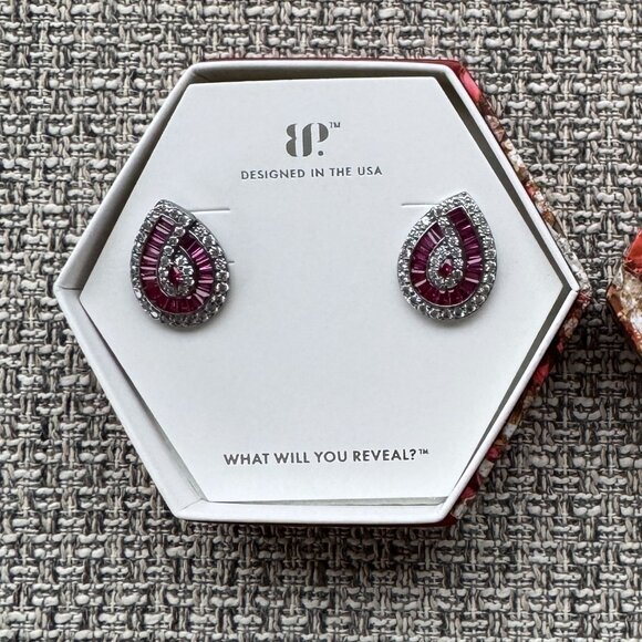 BP July 2024 - Flaming Embers Earrings - Picture 4 of 5